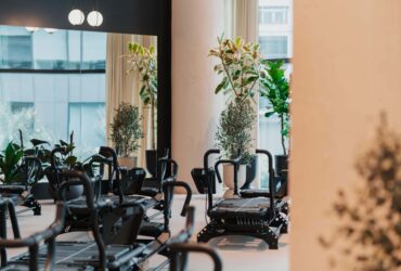 Is Lagree (the Reform Method) on the Megaformer the same as Pilates/Reformer Pilates?